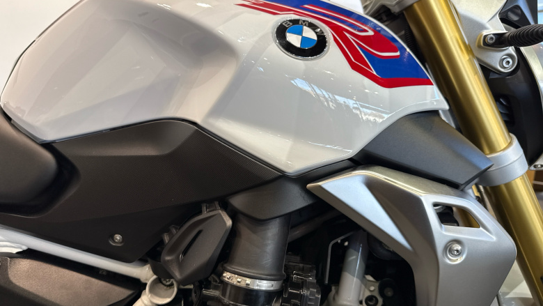 BMW R1250 R Sport